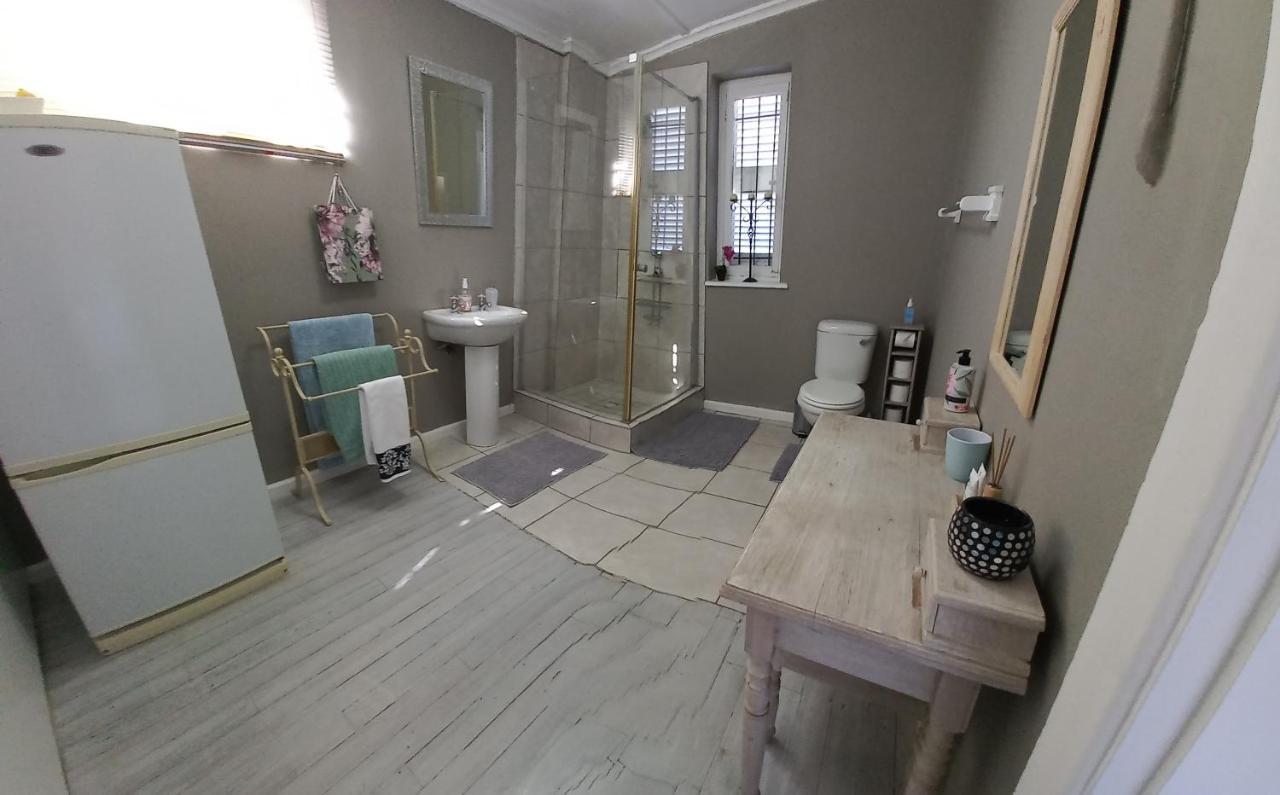 Peony Luxury Room Stellenbosch Eksteriør billede