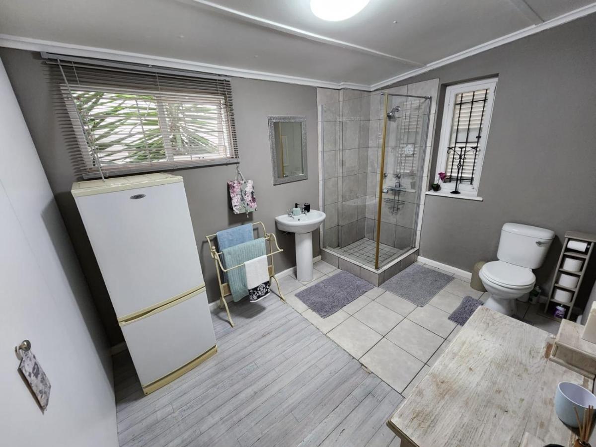 Peony Luxury Room Stellenbosch Eksteriør billede